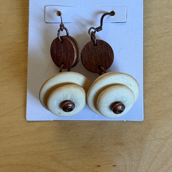 Cream and Brown Dangle Earrings - Picture 2 of 4